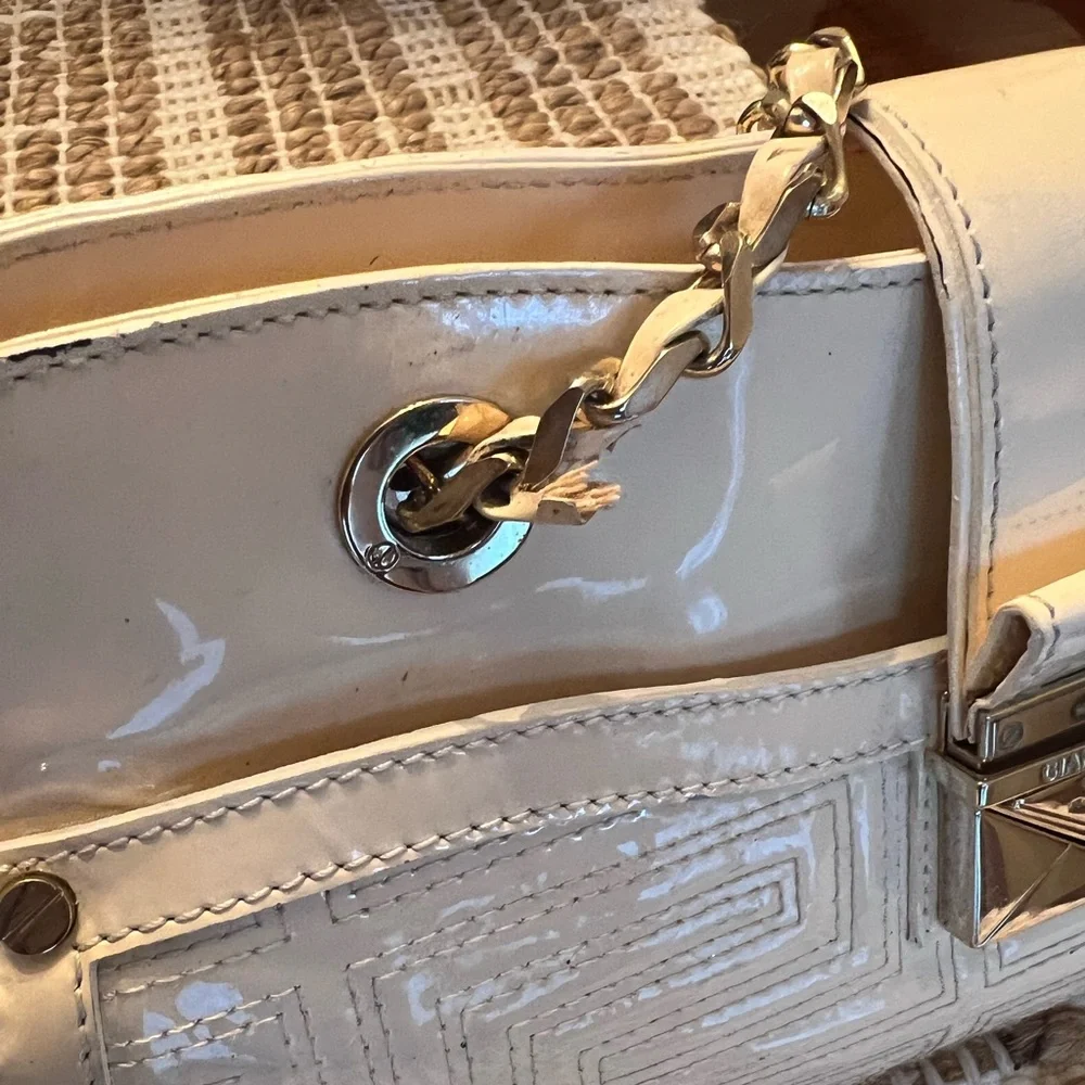 Authentic Gianni Versace Bag. Patent Leather. Made in Italy - Picture 12 of 15